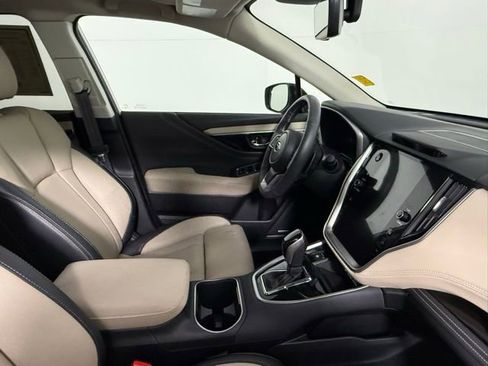 Used 2025 Subaru Outback Limited image 58