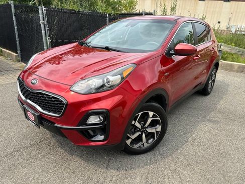 Used 2020 Kia Sportage LX AWD/4WD image 1