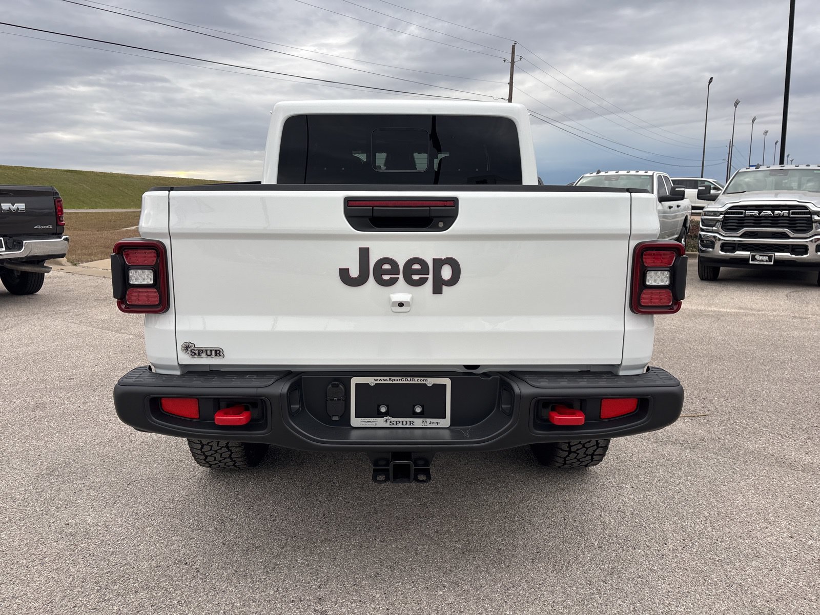 New 2026 Jeep Gladiator Rubicon w/ Steel Power Dome Hood Package AWD/4WD image 5