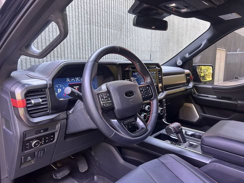Used 2025 Ford F150 Raptor AWD/4WD image 10