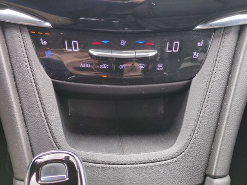 Certified 2023 Cadillac XT6 Sport w/ Technology Package AWD/4WD image 25