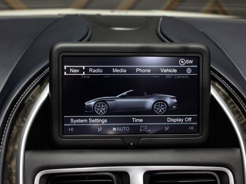 Used 2019 Aston Martin DB11 Volante image 15