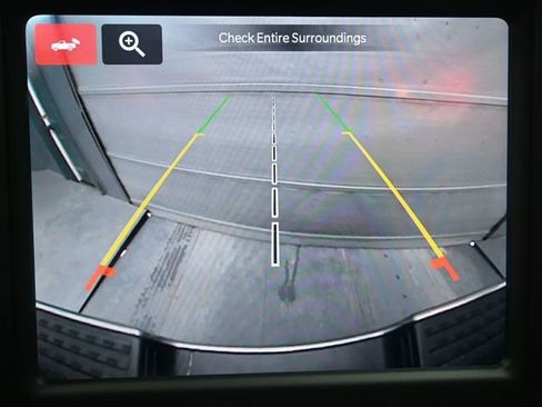 Used 2024 RAM 2500 Big Horn w/ Bed Utility Group image 17