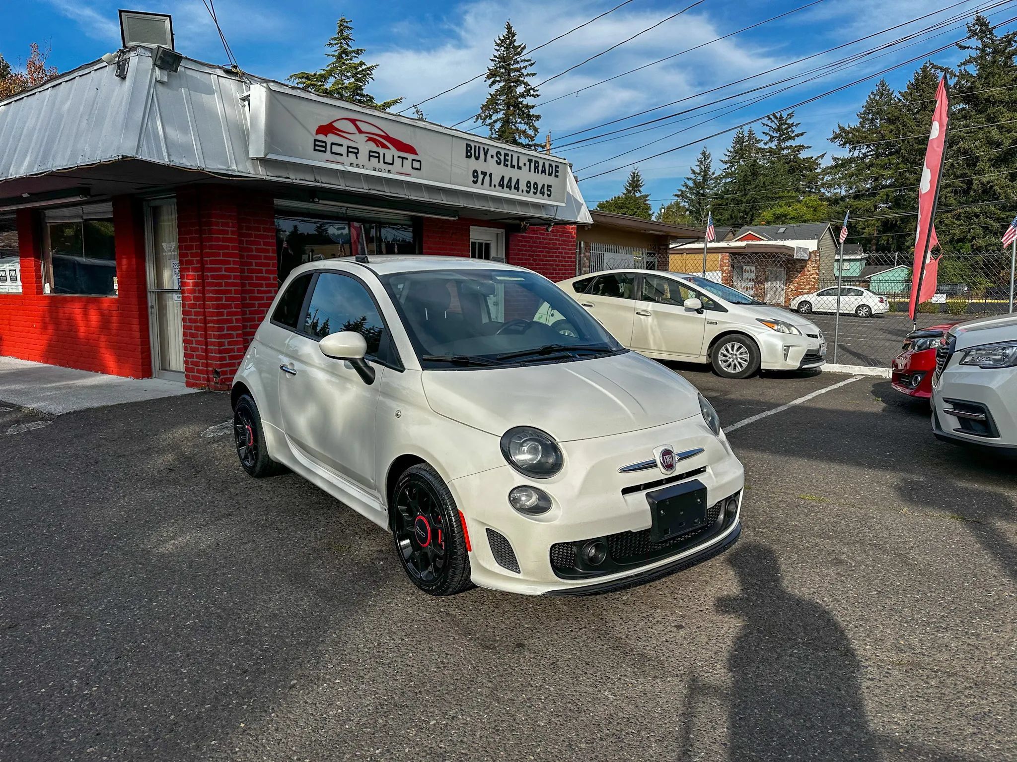 Used 2013 FIAT 500 Turbo w/ Beats Audio Pkg FWD image 4