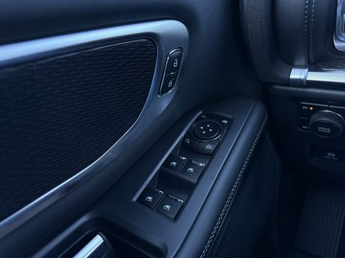 New 2025 Ford Expedition Platinum w/ Stealth Performance Package image 12