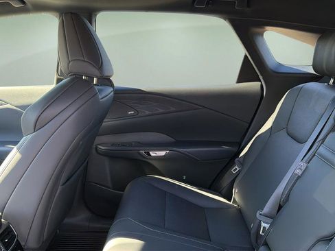 Used 2024 Lexus RX 350 F Sport w/ Convenience Package image 17