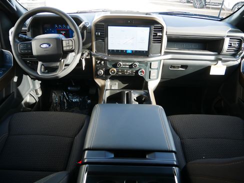 New 2025 Ford F150 STX w/ Equipment Group 201A FX4 image 7