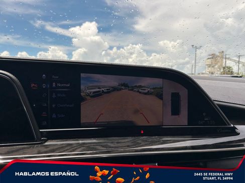 Used 2021 Cadillac Escalade ESV Premium Luxury w/ Driver Assist Tech Package RWD image 33