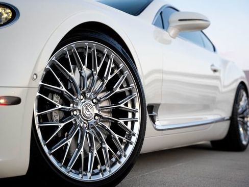 Used 2020 Bentley Continental GT V8 AWD/4WD image 33