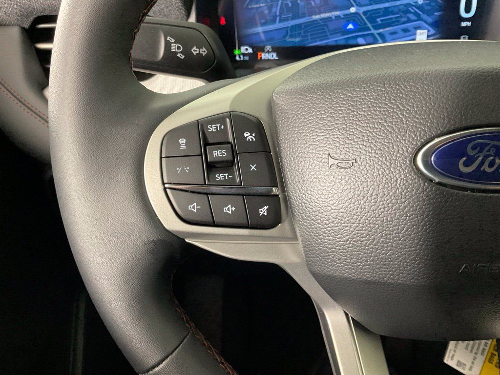 New 2027 Ford Explorer Active w/ Active Comfort Package RWD image 24