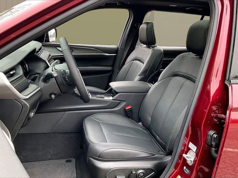 New 2026 Jeep Grand Cherokee L Limited AWD/4WD image 21