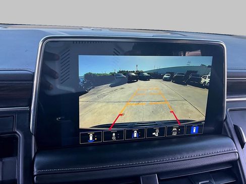 Used 2023 Chevrolet Tahoe LT w/ Luxury Package RWD image 27