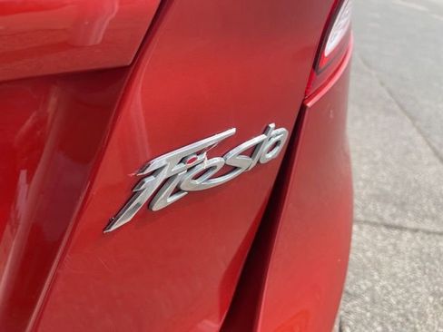 Used 2019 Ford Fiesta SE image 14