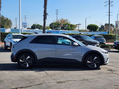 Used 2025 Hyundai Ioniq 5 SE image 8