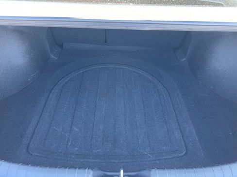 Used 2025 Hyundai Elantra SEL image 31