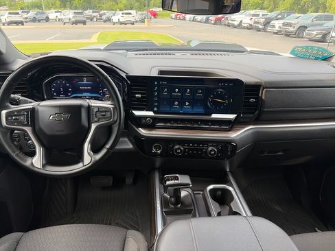 Certified 2024 Chevrolet Silverado 1500 LT Trail Boss w/ Protection Package AWD/4WD image 11
