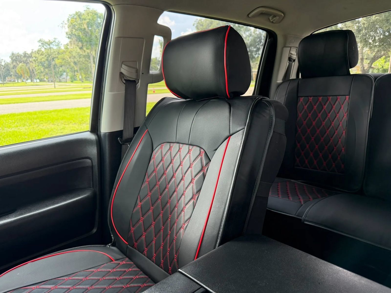 Used 2013 Toyota Tundra 4x4 CrewMax w/ Tow Pkg image 61