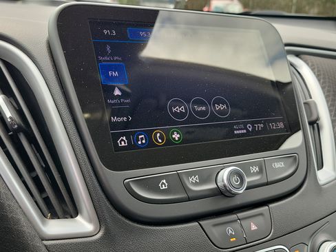 Used 2024 Chevrolet Malibu RS image 27