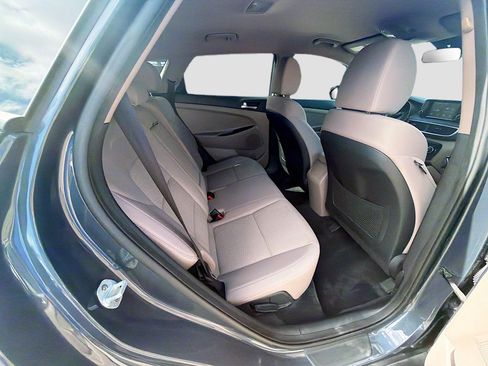 Used 2019 Hyundai Tucson SE image 27