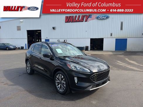 Used 2020 Ford Escape Titanium w/ Titanium Premium Package 2.0 AWD/4WD image 1