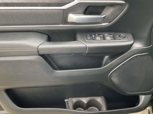Used 2020 RAM 1500 Big Horn AWD/4WD image 17