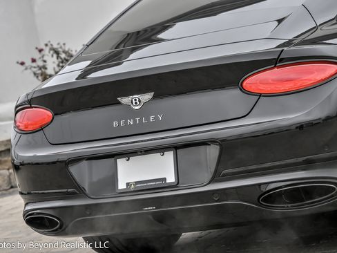 Used 2022 Bentley Continental GT Speed image 16