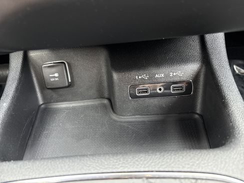 Used 2019 Dodge Durango GT image 30