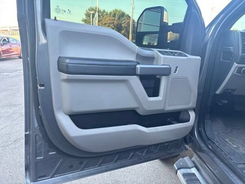 Used 2022 Ford F350 XLT w/ XLT Premium Package AWD/4WD image 22