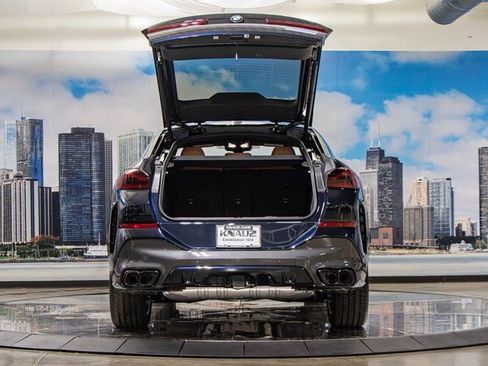 Used 2026 BMW X6 M60i w/ Executive Package image 12