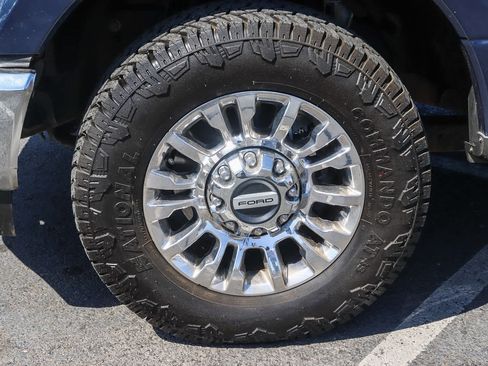 Used 2020 Ford F250 XLT w/ XLT Premium Package RWD image 13
