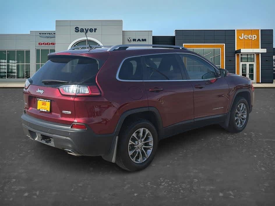 Used 2019 Jeep Cherokee Latitude Plus w/ Cold Weather Group AWD/4WD image 7