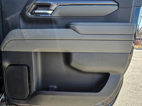 Certified 2025 Chevrolet Silverado 2500 ZR2 w/ Technology Package image 35