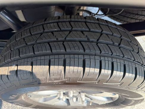 Used 2012 Ford F150 FX4 w/ FX Plus Pkg AWD/4WD image 17