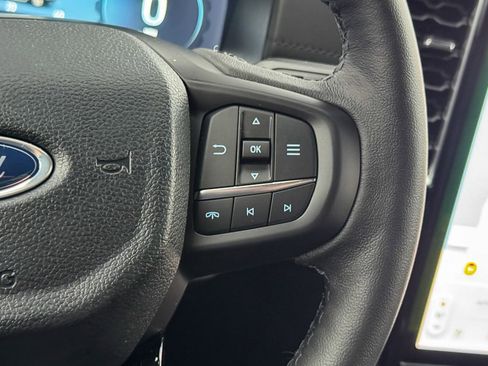 New 2025 Ford Ranger Lariat w/ Black Appearance Package image 33