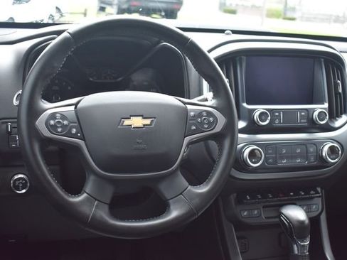 Certified 2022 Chevrolet Colorado ZR2 w/ ZR2 Midnight Special Edition AWD/4WD image 23