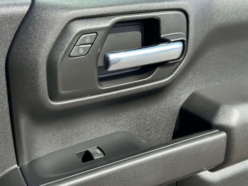 Used 2022 Chevrolet Silverado 1500 Custom Trail Boss AWD/4WD image 26
