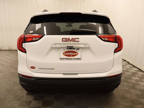 Used 2020 GMC Terrain SLE w/ Driver Convenience Package image 5