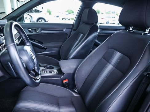 Used 2025 Honda Civic Sport image 23