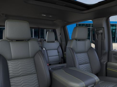 New 2026 Chevrolet Silverado 2500 ZR2 AWD/4WD image 24