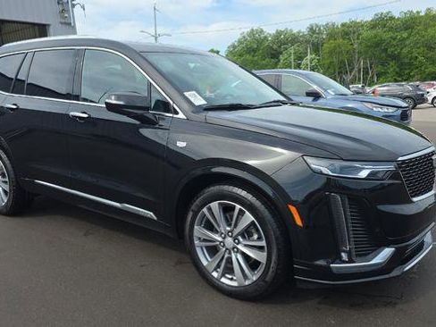 Used 2024 Cadillac XT6 Premium Luxury AWD/4WD image 1