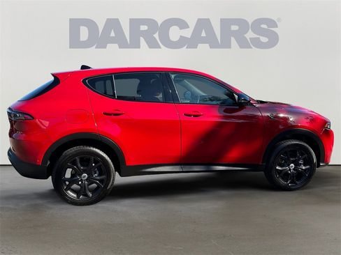 Used 2024 Dodge Hornet GT image 8