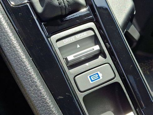 Used 2025 Honda Accord EX-L image 25