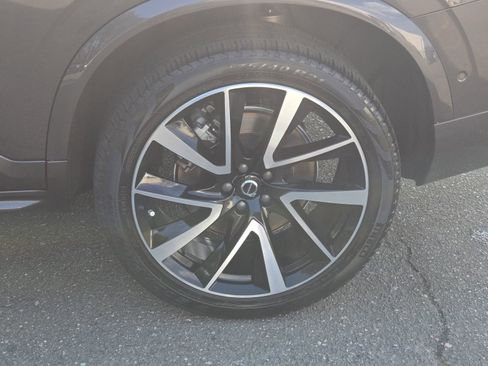 Used 2023 Volvo XC90 B6 Plus w/ Protection Package Premier image 39