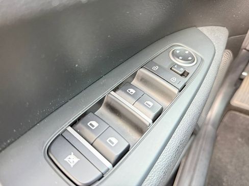 Used 2021 Kia Forte LXS image 24