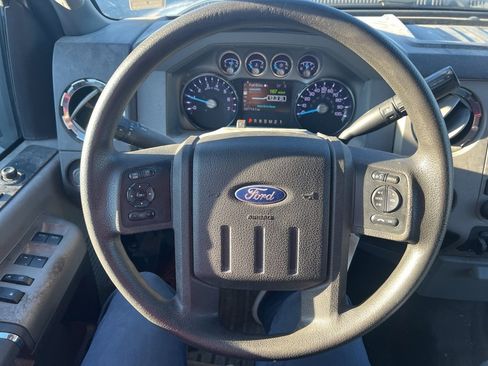 Used 2015 Ford F250 XLT w/ XLT Value Package image 9