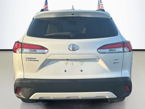 Used 2023 Toyota Corolla Cross LE w/ Moonroof Package AWD/4WD image 6