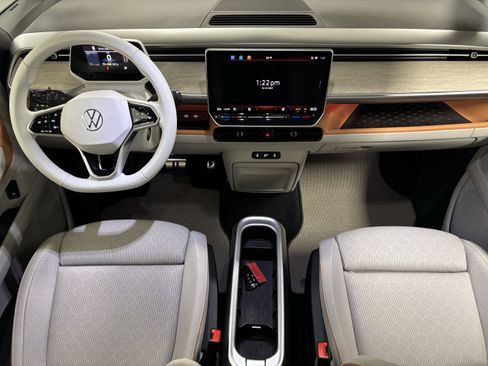 New 2025 Volkswagen ID. Buzz 1st Edition AWD/4WD image 17