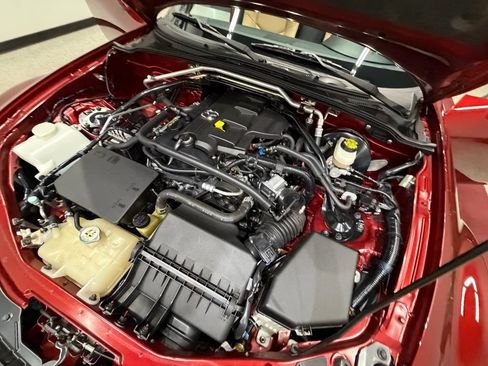 Used 2010 MAZDA MX-5 Miata Grand Touring w/ Premium Pkg RWD image 48