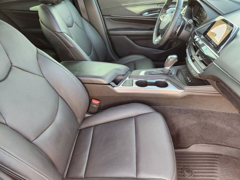 Used 2021 Cadillac CT4 Premium Luxury RWD image 17