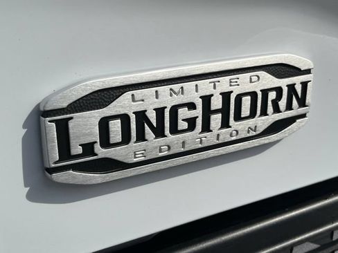 Used 2023 RAM 3500 Limited AWD/4WD image 9